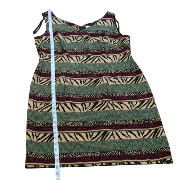 Kathie Lee Collection Multi-Print S/L V-Neck Dress Size 12 - Picture 15 of 16